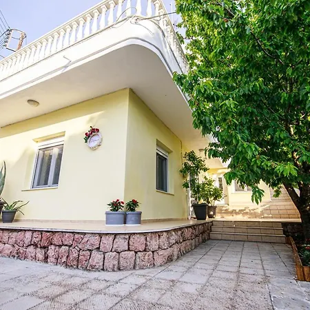 Stefania's Villa *