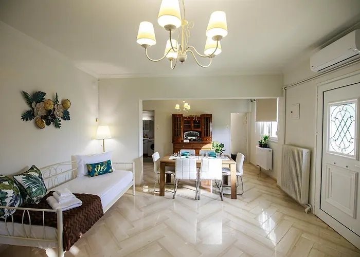 Stefania's Ano Volos